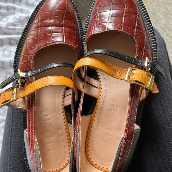 inch2 loafers beautiful womens size 8 bought a size to large for myself. Italian - Picture 5 of 7